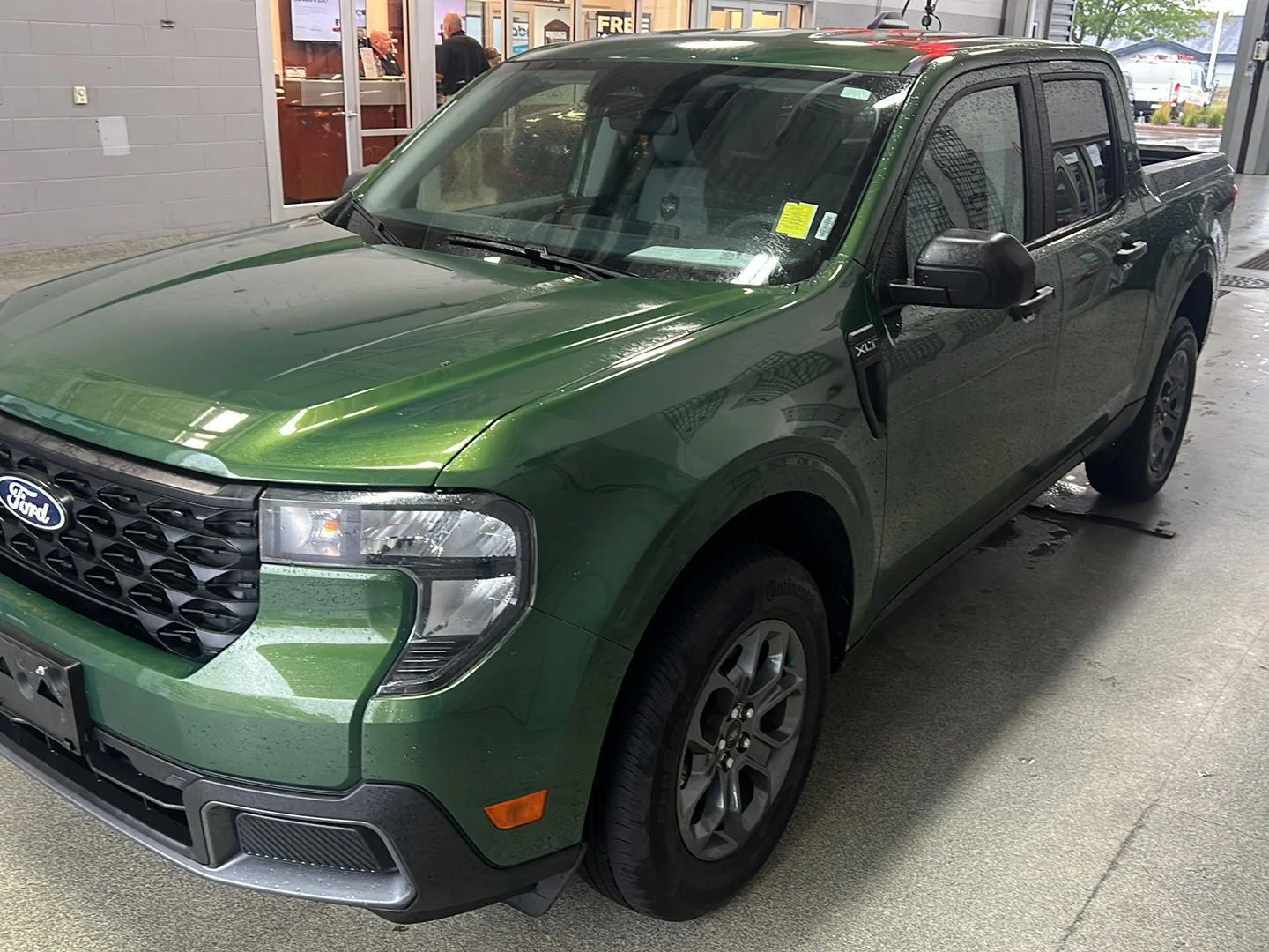 Used 2025 Eruption Green Ford XLT image 11