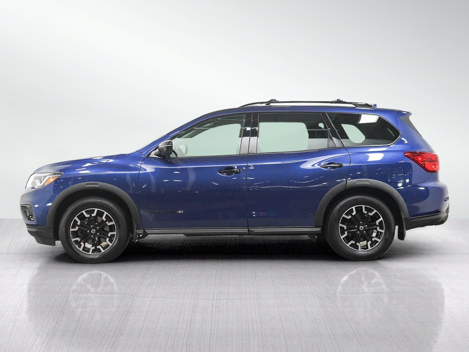 Used 2020 Caspian Blue Metallic Nissan 4x4 SV image 2