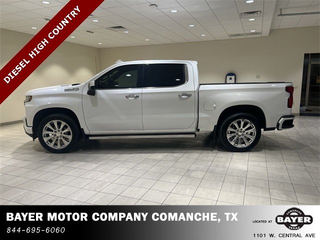 2022 Chevrolet Silverado 1500 High Country photo 2