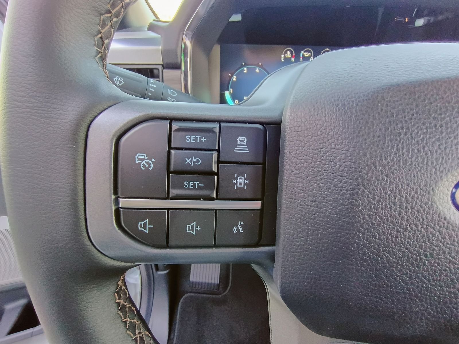 2025 Ford F-150 Lariat - Photo 20