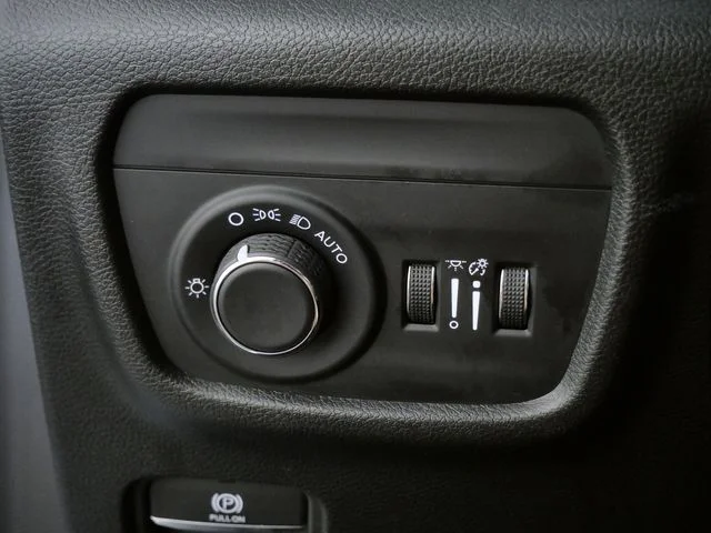 Certified Used 2024 White Jeep Altitude image 25