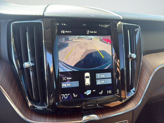 Used 2018 Blue Volvo T5 Momentum image 14