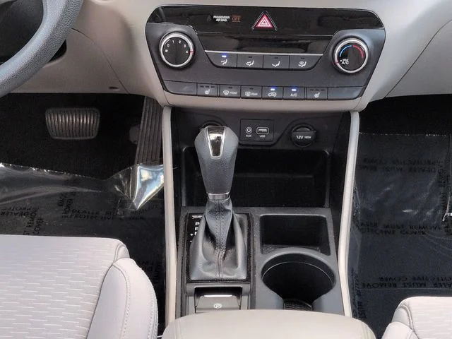 Used 2019 Silver Hyundai Value image 19