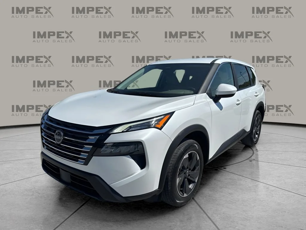 Used 2025 White Nissan SV image 1