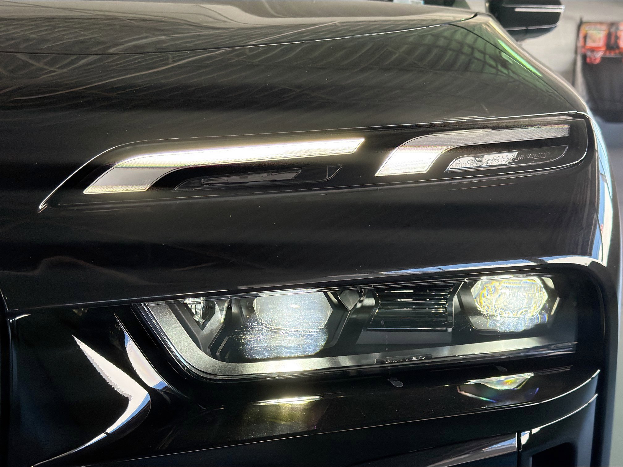 2026 BMW 7 Series 750e - Photo 9