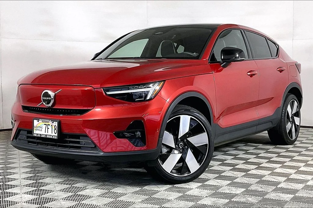 2023 Volvo C40
