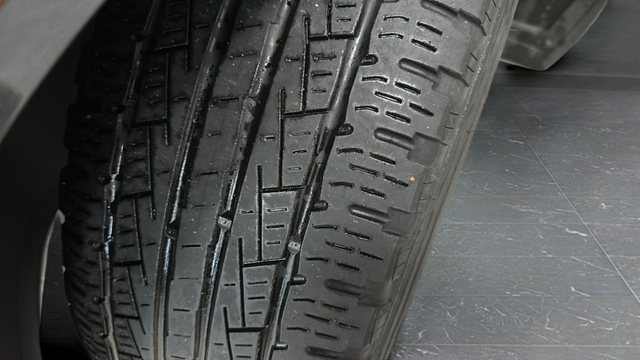 Used 2020 Steel Graphite Hyundai Limited image 40
