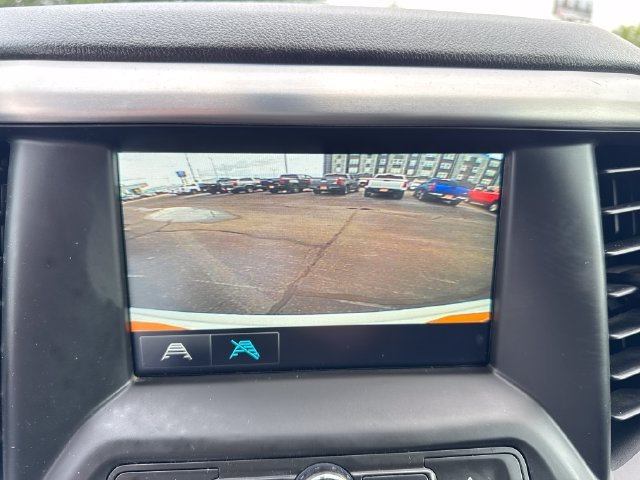 Used 2018 SUMMIT WHITE GMC SLE image 20