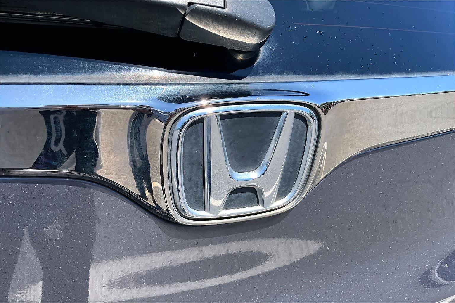 Used 2020 Modern Steel Metallic Honda EX-L image 31