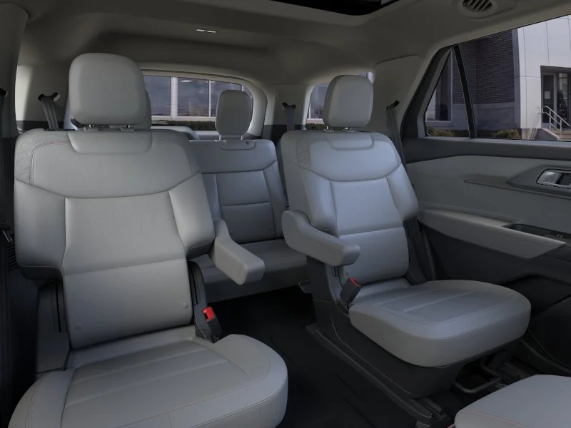 New 2026 Space White Metallic Ford Active image 11