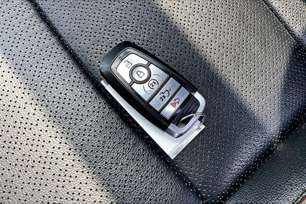Used 2024 Black Metallic Ford Lariat image 6