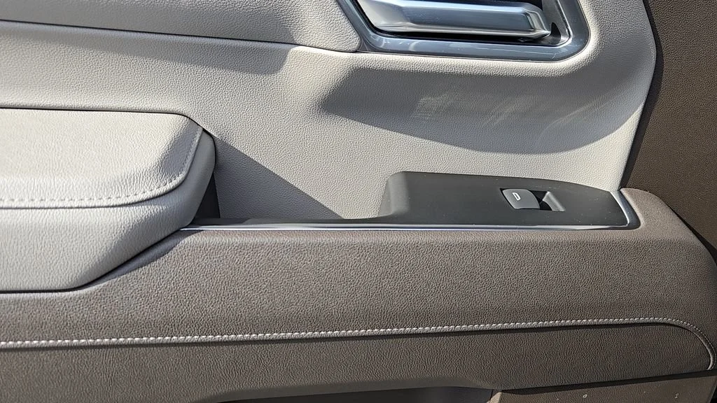 2026 GMC Sierra 1500 SLT - Photo 23