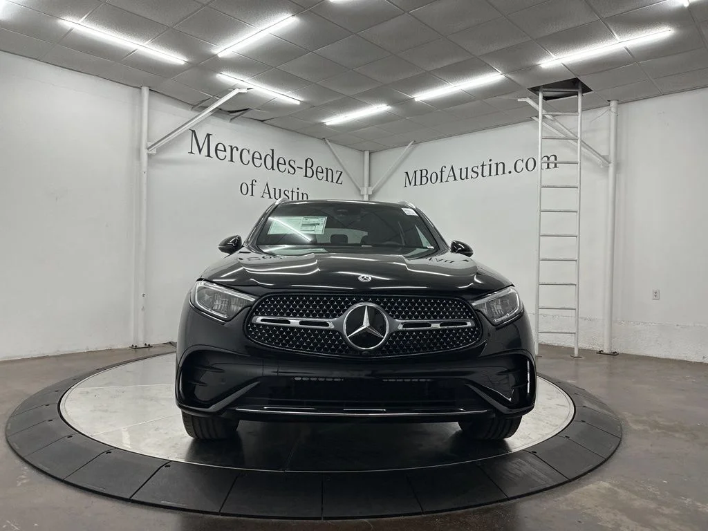 New 2026 Black Mercedes-Benz GLC 300 image 2