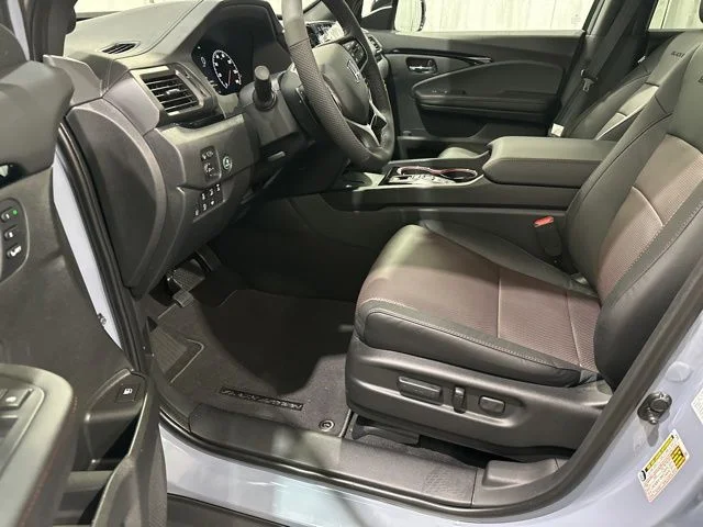 New 2026 Sonic Gray Pearl Honda Black Edition image 9