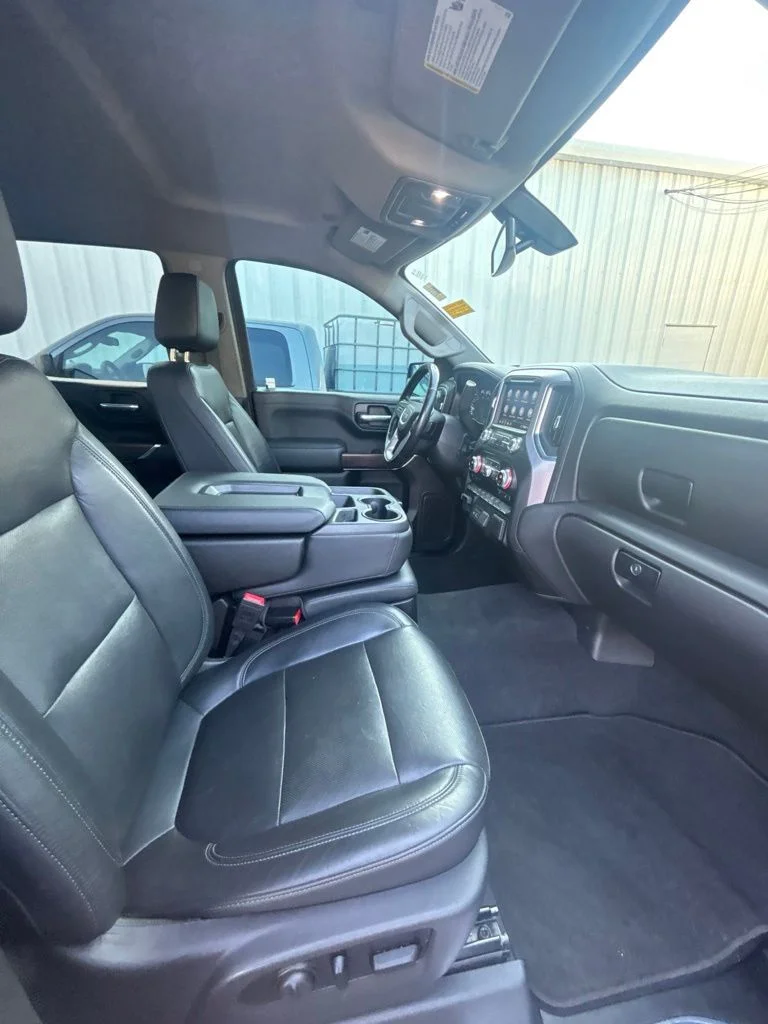 Used 2020 Black GMC SLT image 23