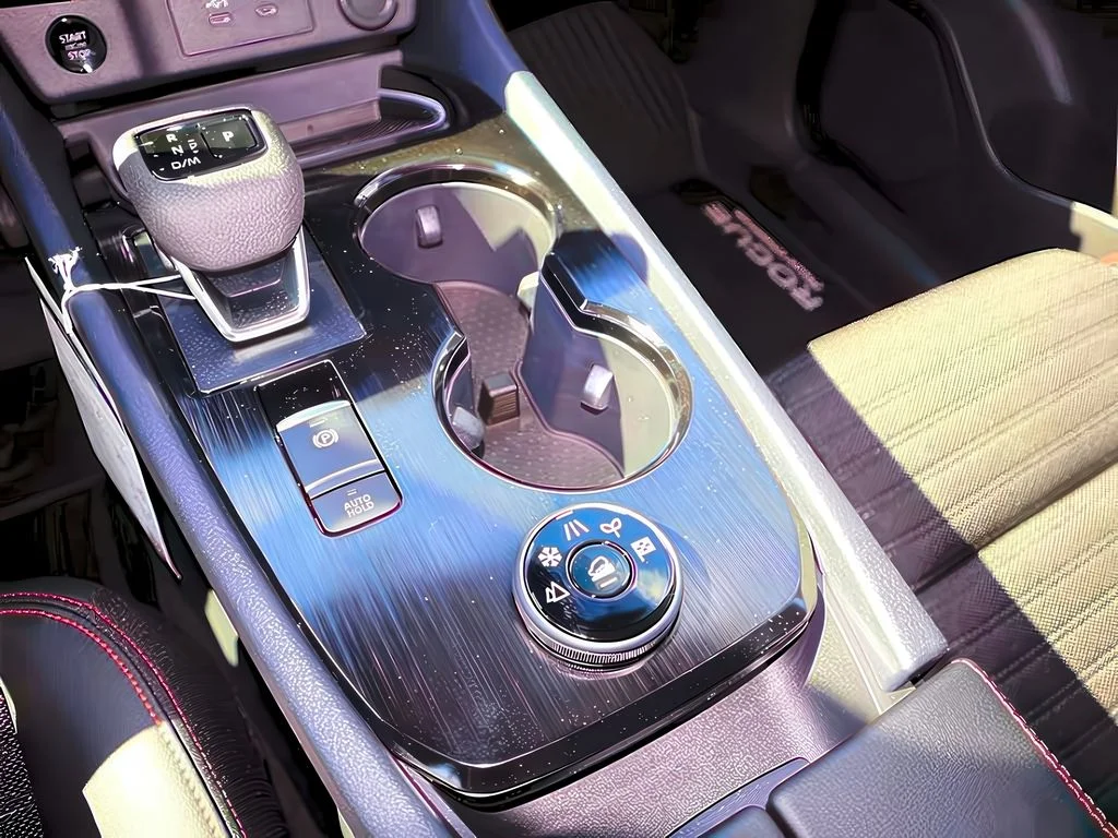 2025 Nissan Rogue Rock Creek - Photo 24