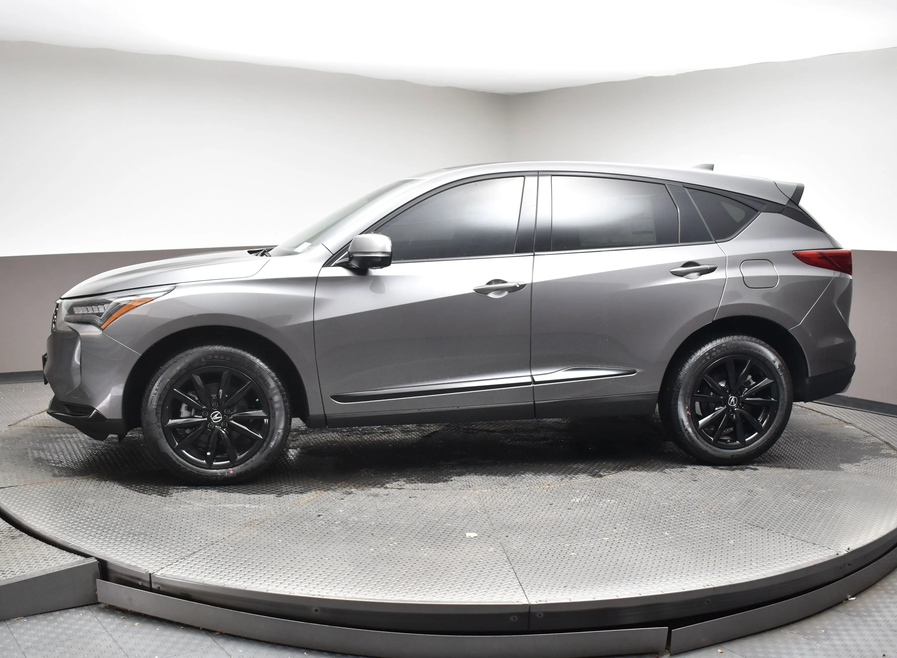 New 2026 Liquid Carbon Metallic Acura 4RDX image 39