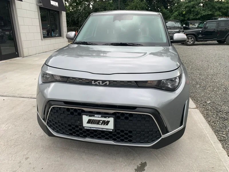 Used 2023 Gray Kia LX Wagon 4D image 24