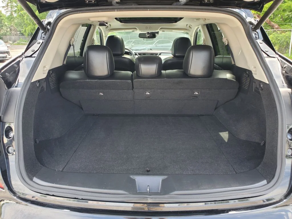 Used 2020 Black Nissan SL image 31