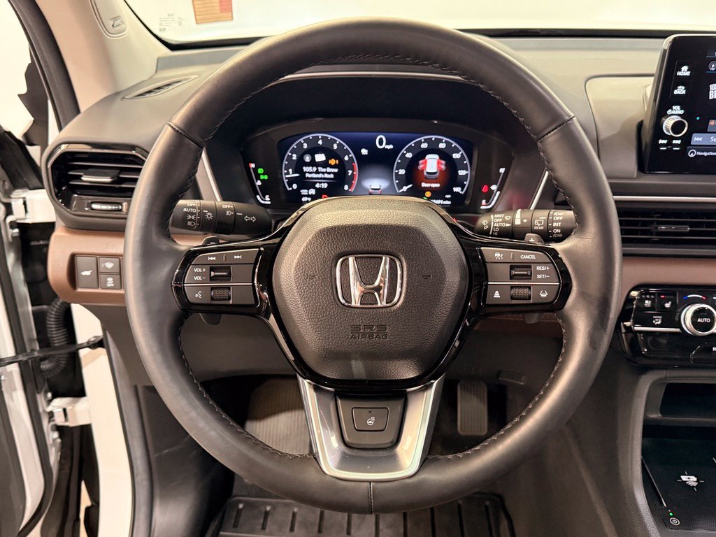 Used 2025 White Honda Elite image 21