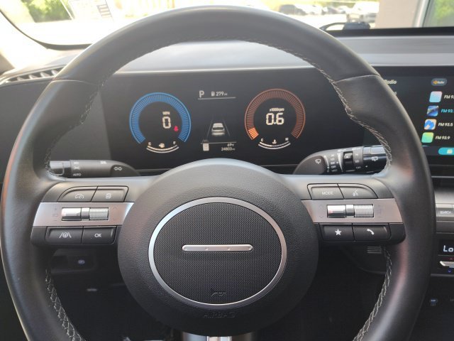 Used 2025 Gray Hyundai SEL image 15