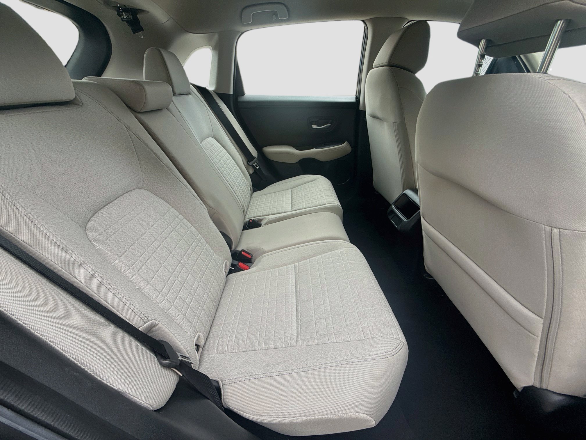Used 2025 Urban Gray Pearl Honda LX image 25