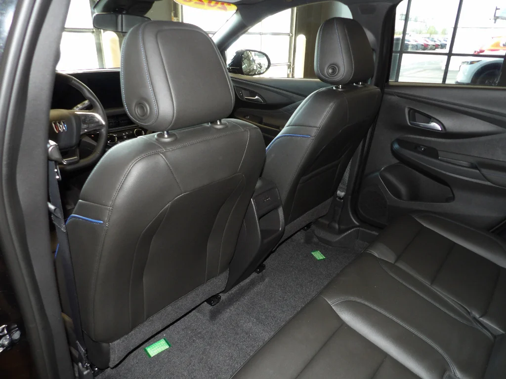 Used 2025 Ebony Twilight Metallic Buick Sport Touring image 21