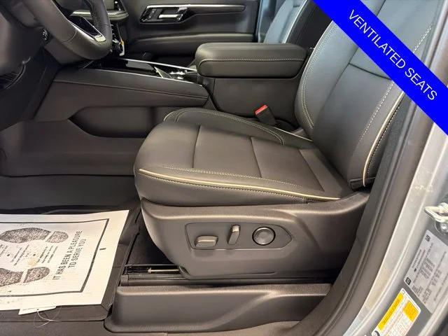 New 2027 Sterling Gray Metallic Chevrolet Premier image 9