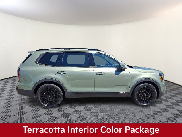 Used 2024 Green Kia EX X-Line image 10