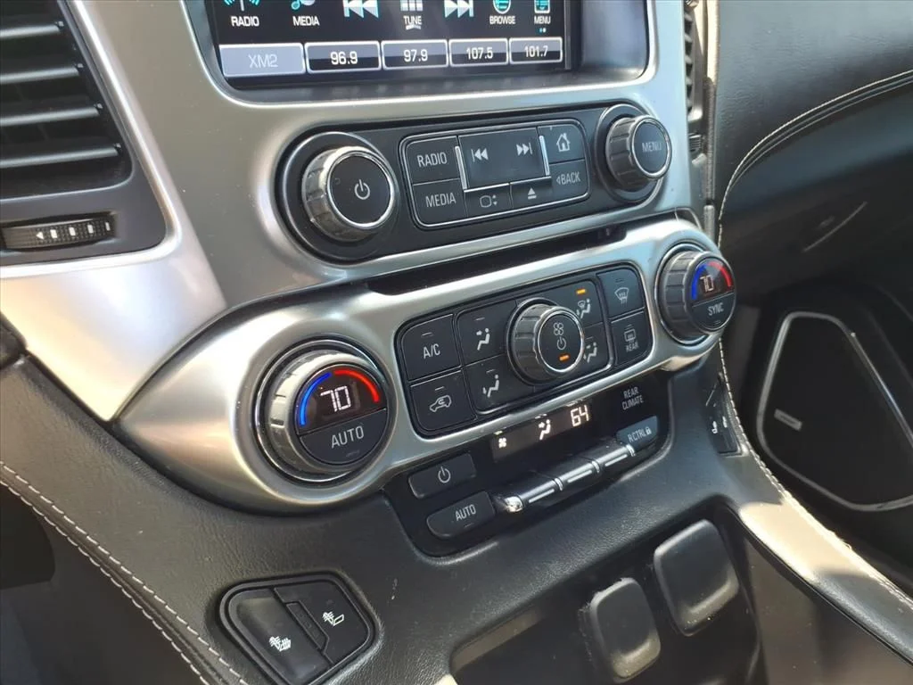 Used 2019 Silver Ice Metallic Chevrolet LT image 23
