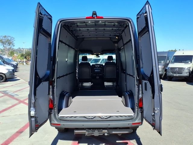 New 2026 Gray Mercedes-Benz Cargo 144 WB image 21