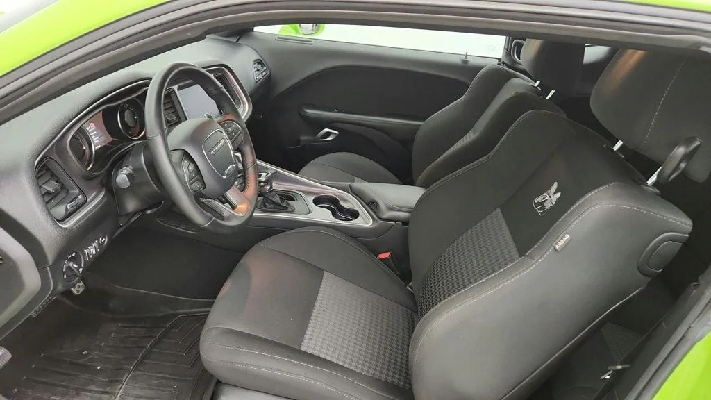 Used 2019 Sublime Pearlcoat Dodge R/T Scat Pack RWD w/ Dynamics Pkg & TorqueFlite 8-Speed image 19