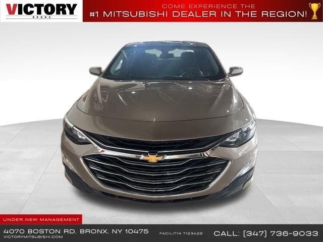 Used 2022 Gray Chevrolet LT image 2