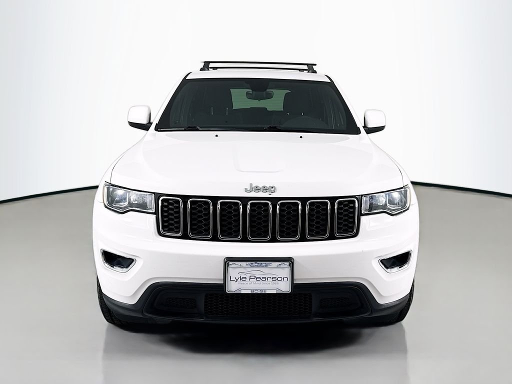 Used 2017 White Jeep Laredo image 6