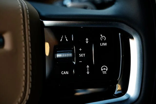 2025 Land Rover Range Rover Sport SE - Photo 40