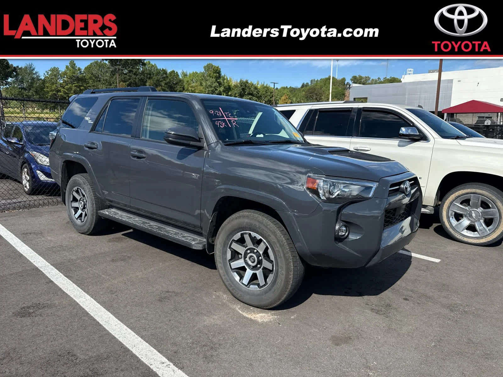 2024 Toyota 4Runner TRD Off-Road