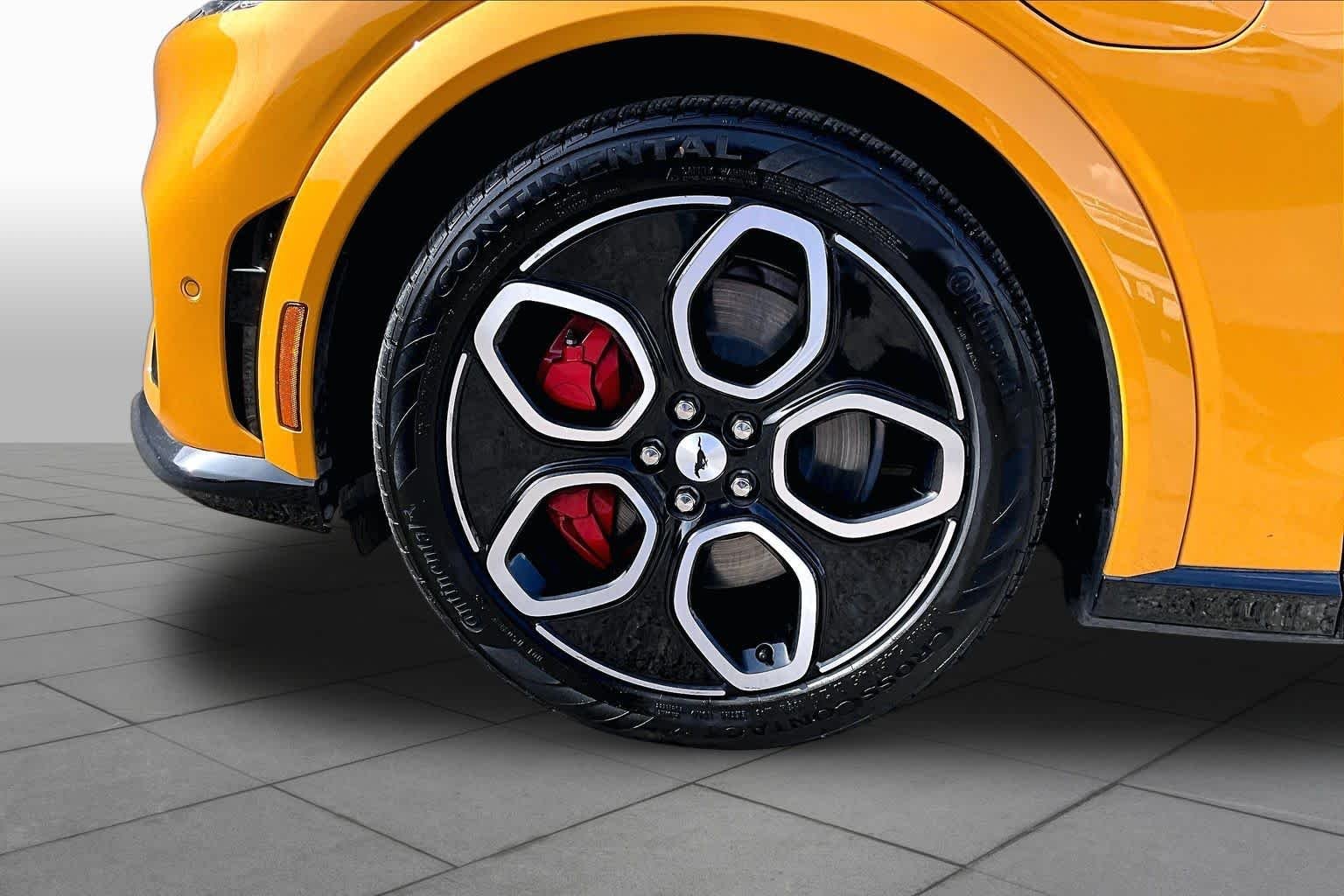 Used 2023 Cyber Orange Metallic Tricoat Ford GT image 14