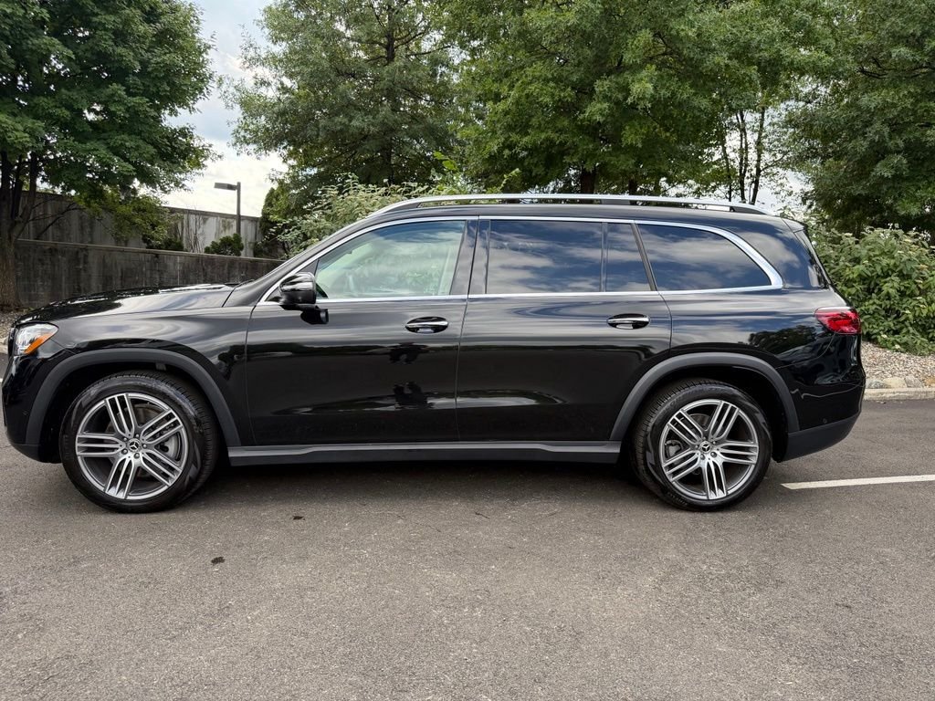 Certified Used 2024 Black Mercedes-Benz GLS 450 image 4