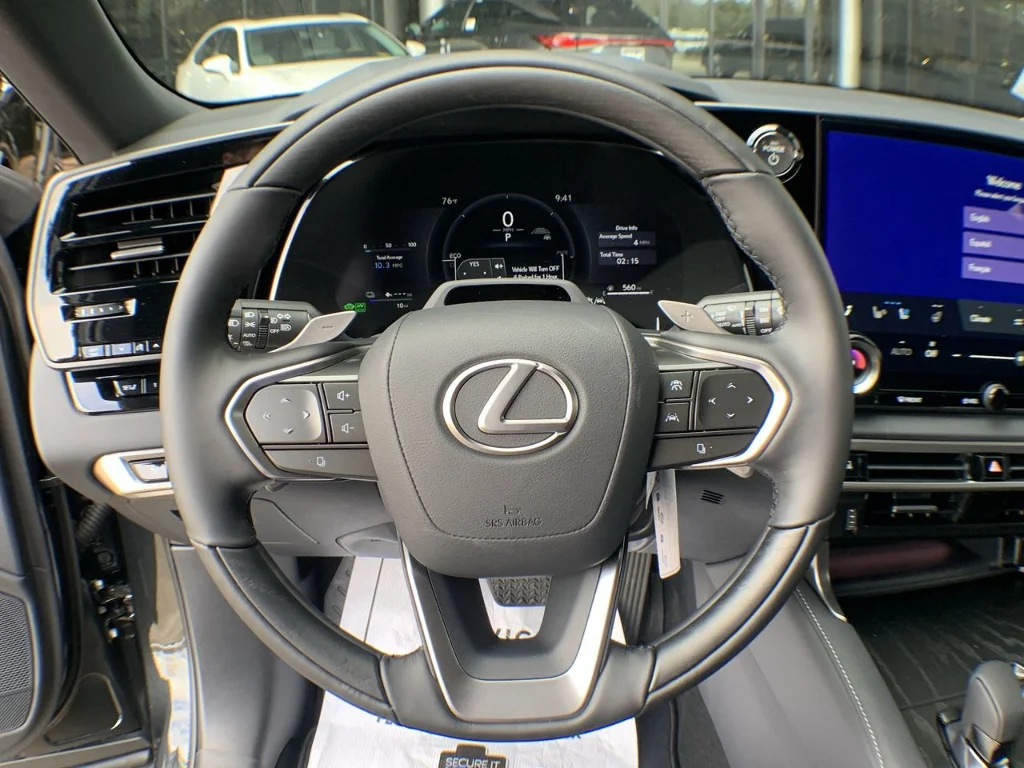 2026 Lexus RX PHEV 450h+ - Photo 14