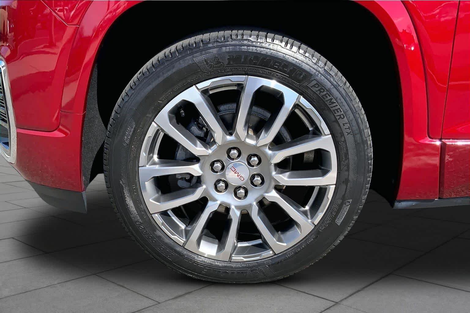 Used 2020 RED QUARTZ TINTCOAT GMC Denali image 11