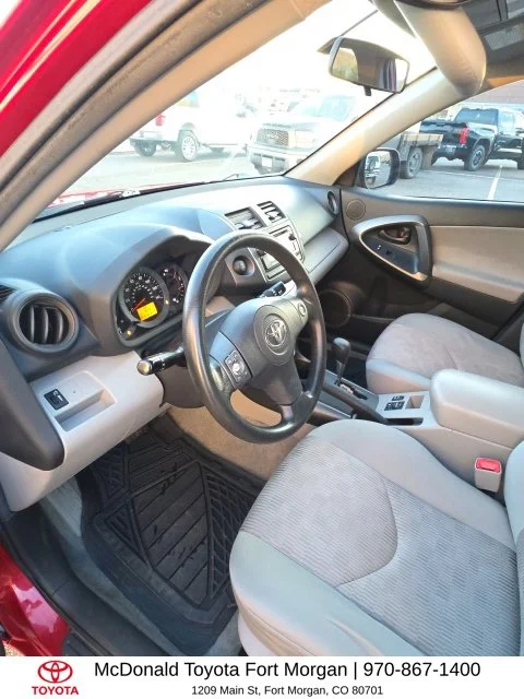 Used 2012 Red Toyota Base image 11