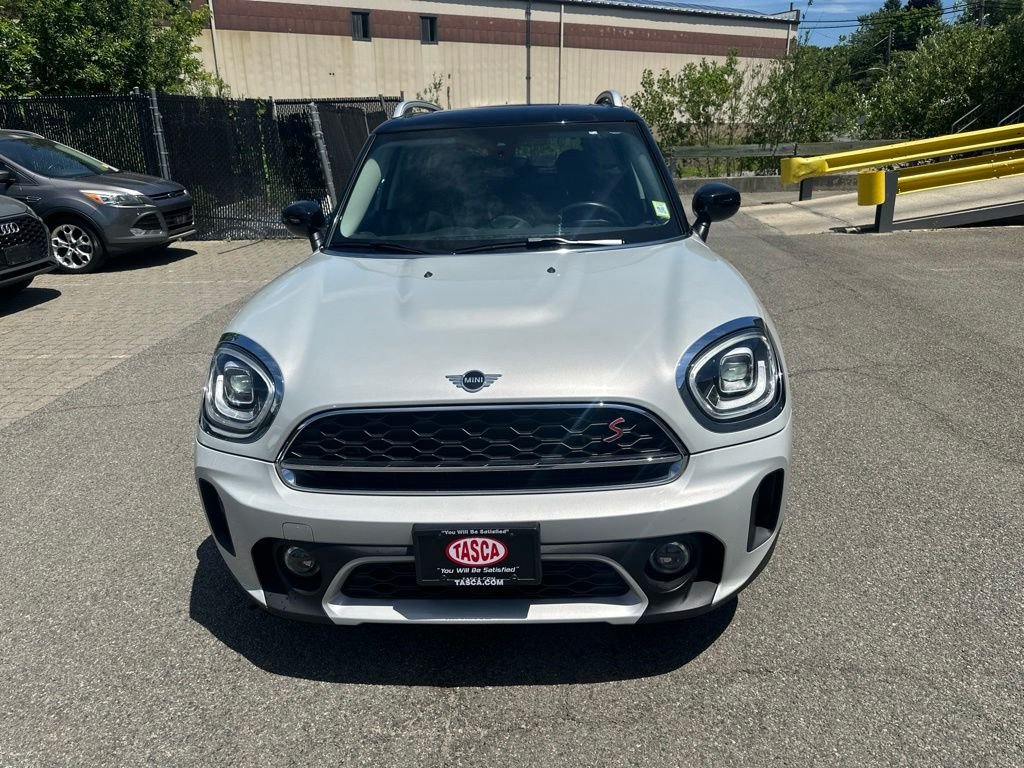 Used 2022 White MINI  image 7