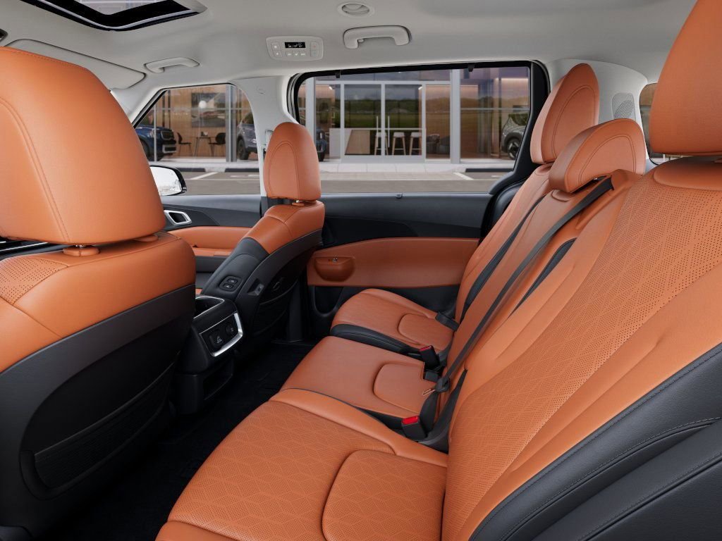 2026 Kia Carnival SX - Photo 18