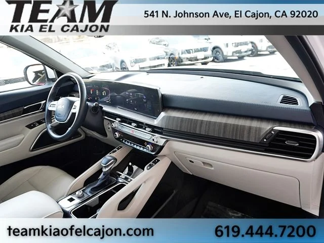 Certified Used 2024 White Kia EX FWD image 10