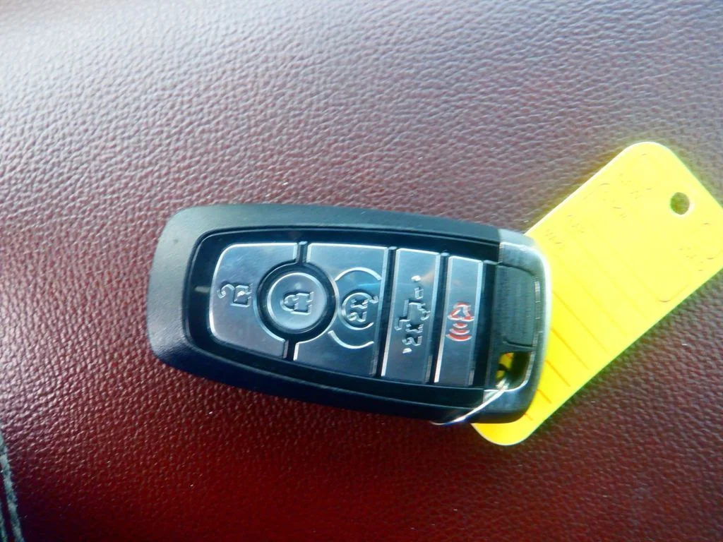 Used 2022 Black Ford Lariat image 6