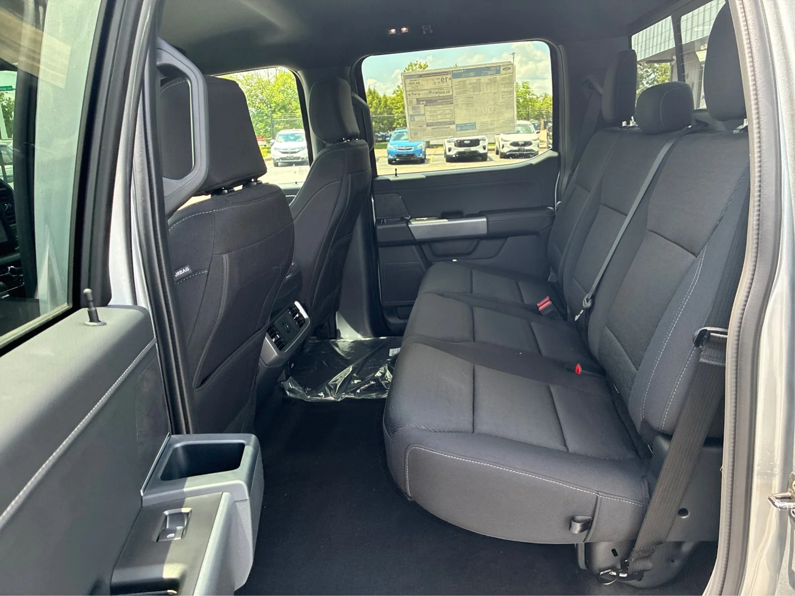 New 2026 Iconic Silver Metallic Ford XLT image 10