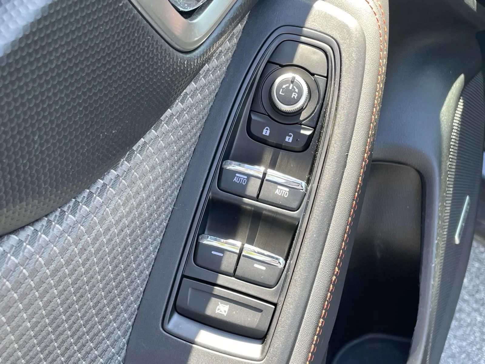 Used 2020 Magnetite Gray Metallic Subaru Sport image 6