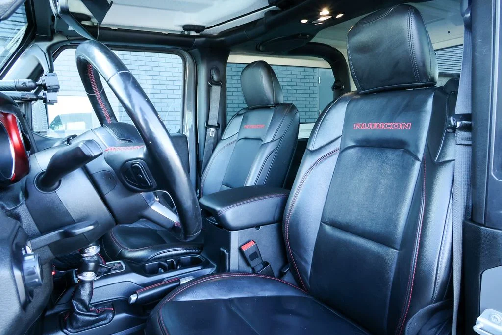 Used 2020 Gray Jeep Rubicon image 5