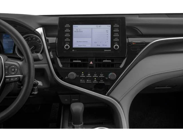 Used 2022 White Toyota LE image 10