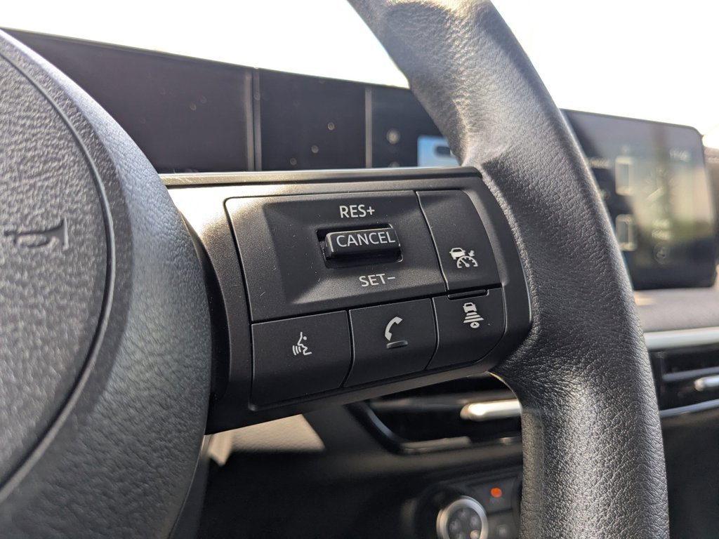Used 2025 Canyon Bronze Metallic Nissan SV image 23